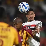 Greve de gols de Luciano faz torcida do São Paulo pedir outro atacante no time. (Foto: Twitter do São Paulo)