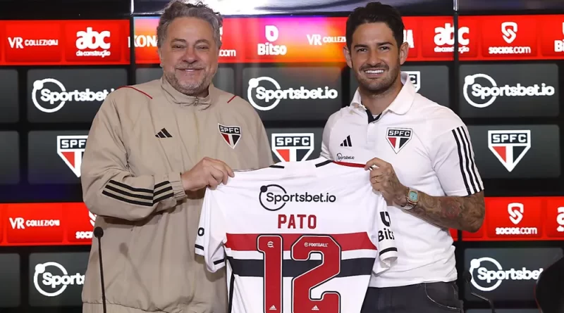 Pato chega ao São Paulo e valoriza momento na carreira. (Foto: Twitter do São Paulo)