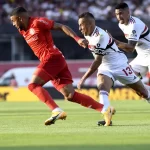 Rafinha virou capitão do São Paulo sob comando de Dorival Junior. (Foto: Marcos Ribolli/ge)