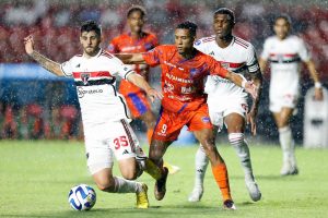 Beraldo está no radar do futebol internacional e o São Paulo tenta se resguardar. (Foto: Twitter do São Paulo)