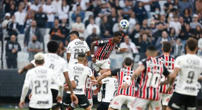 São Paulo pode ver rival perder pontos em razão de gritos homofóbicos. (Foto: Twitter do São Paulo)