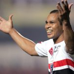 Aloisio comete gafe ao pedir jogadores do São Paulo na seleção. (Foto: Twitter do São Paulo)