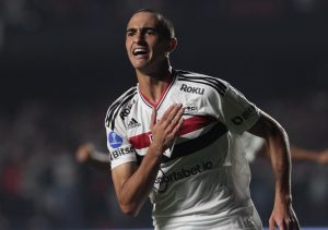 Rodriguinho estreou com gol quando o técnico do São Paulo ainda era Ceni. (Fotos: Rubens Chiri / saopaulofc.net)