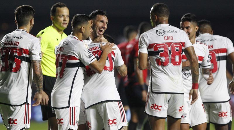 São Paulo vence, mas já tem problema para próxima partida. (Foto: Rubens Chiri / saopaulofc.net)