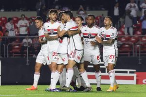 São Paulo deve ter surpresa contra o Palmeiras. (Foto: Nilton Fukuda / saopaulofc.net)