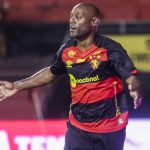 Foto: Rafael Vieira/AGIF - Centroavante sofreu durante o jogo contra o São Paulo.