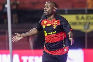 Foto: Rafael Vieira/AGIF - Centroavante sofreu durante o jogo contra o São Paulo.