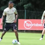 Arboleda é um dos pilares do São Paulo. (Foto: Twitter do São Paulo)