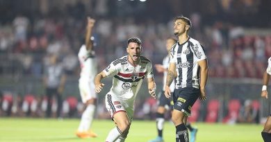 Artilheiro do São Paulo, Calleri vibra em gol marcado contra o Santos. (Foto: Twitter do São Paulo)