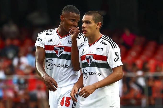 images (1) Nathan recebe proposta para sair do São Paulo. (Foto: Twitter do São Paulo)