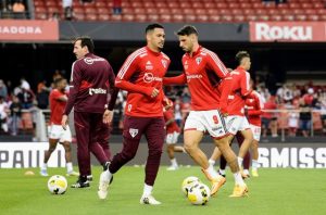 São Paulo não pretende liberar Luciano nem Calleri. (Foto: Marcos Ribolli/ge)