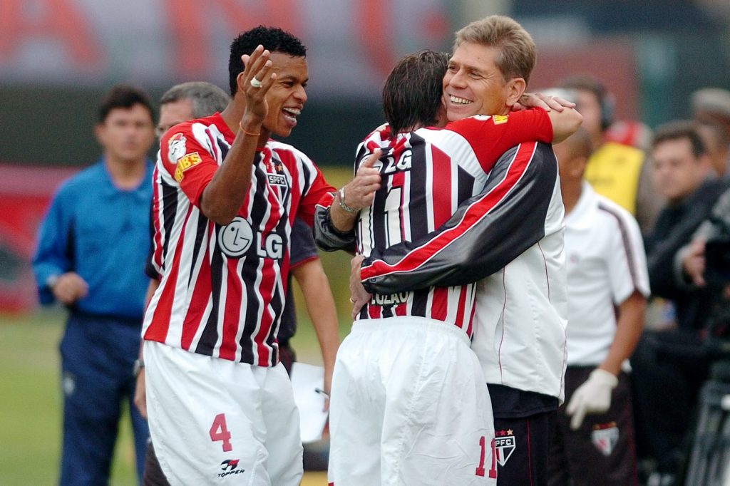 Autuori foi campeão da Libertadores e Mundial com o São Paulo em 2005. (Fotos: Rubens Chiri / saopaulofc.net)