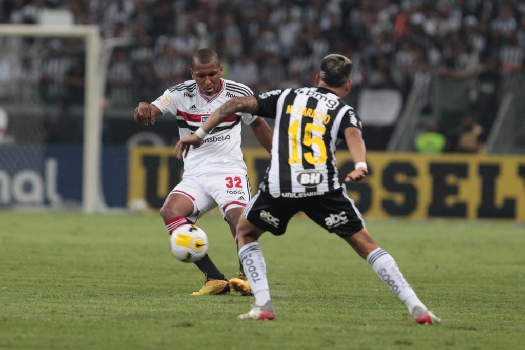 Caso Luizão liga sinal de alerta no São Paulo. (Foto: Twitter do São Paulo)