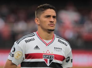 Pablo Maia se leionou e ficará de fora por alguns meses. (Crédito: Rubens Chiri/Saopaulofc.net)