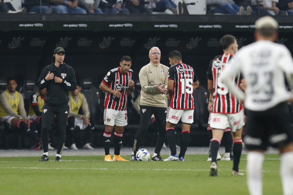 Técnico do São Paulo nunca perdeu do rival na Copa do Brasil. (Foto: Paulo Pinto / saopaulofc.net)