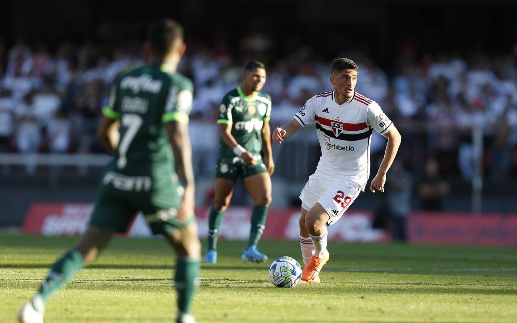 São Paulo enfrenta Palmeiras pela Copa do Brasil. (Foto: Twitter do São Paulo)