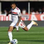 São Paulo tem agora mais de um jogador para a posição de lateral esquerda. (Foto: Rubens Chiri / saopaulofc.net)