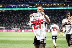 Caio Paulista marca e São Paulo vence Palmeiras de virada na Copa do Brasil (Foto: Twitter da Copa do Brasil)
