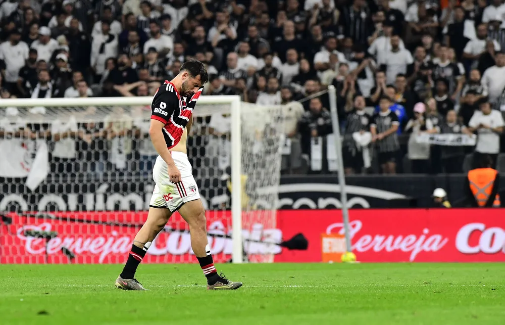 Calleri pode virar baixa no São Paulo. (Foto: Twitter do São Paulo)