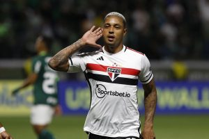 David trabalha para seguir no São Paulo em 2024. (Foto: Rubens Chiri / saopaulofc.net)