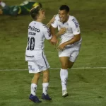 São Paulo pode buscar atacante que está de saída do Santos. (Foto: Twitter do Santos)