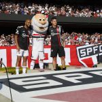 Dupla faz número de sócios torcedores crescer. (Foto: Twitter do São Paulo)