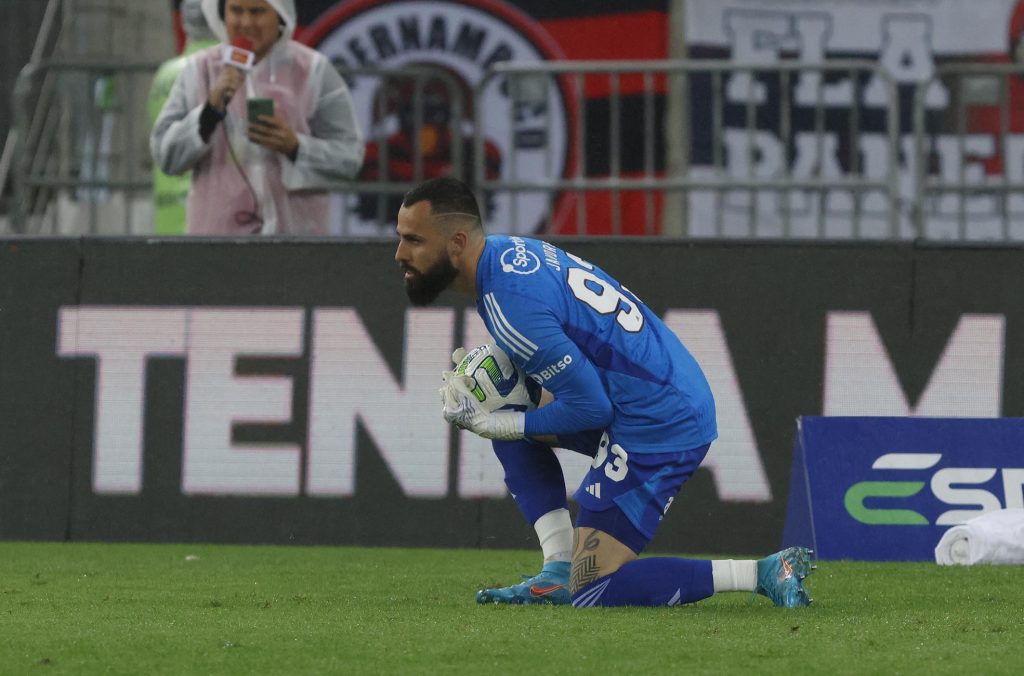 Goleiro teve boa atuação pelo São Paulo diante do Flamengo. (Foto: Rubens Chiri / saopaulofc.net)