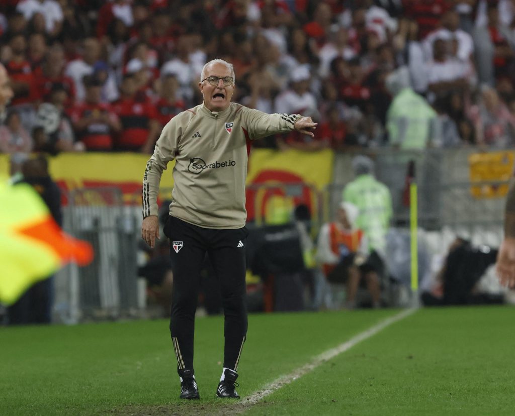 Técnico do São Paulo tem estratégia para vencer clássico. (Foto: Rubens Chiri / saopaulofc.net)