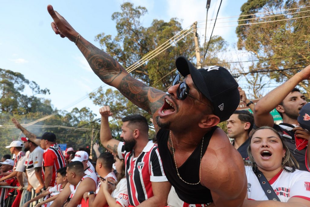 Torcida do São Paulo reclama de valor para acessar conteúdo sobre titulo da Copa do Brasil. (Foto: Nilton Fukuda / saopaulofc.net)