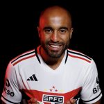 Lucas quer estar em campo pelo São Paulo já no domingo. (Foto: Twitter do São Paulo)