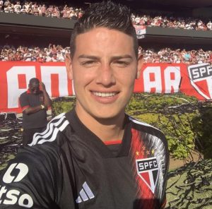 James não tem nome inscrito no BID da CBF e pode ser desfalque no São Paulo. (Foto: Twitter do São Paulo)