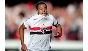 Lucas Moura pode reestrear pelo São Paulo diante do Galo. (Foto: Twitter do São Paulo)