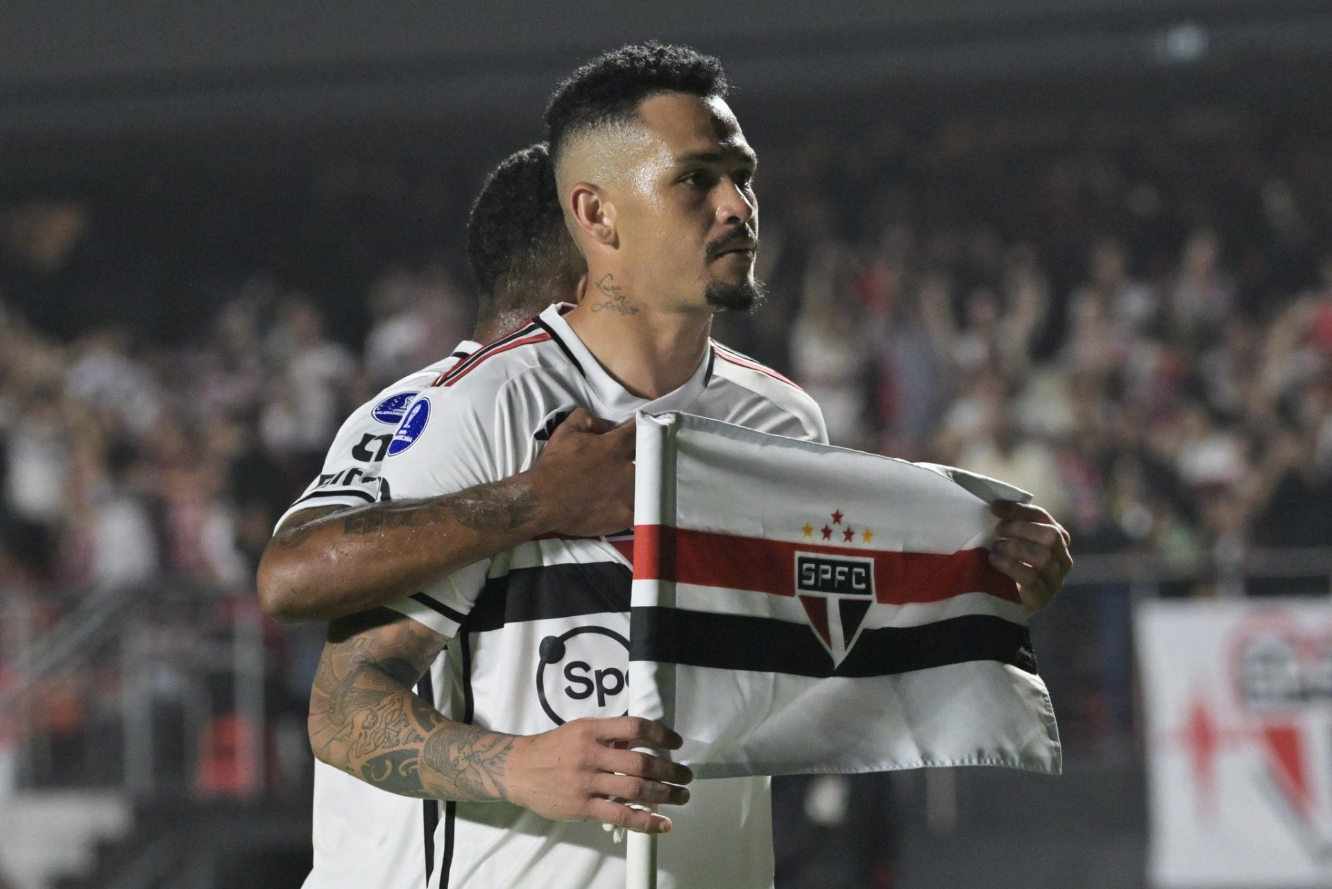 Luciano jogará em posição diferente em 2023 no São Paulo