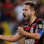 Treinador do São Paulo mantém ótimo relacionamento com Éverton Ribeirto. (Foto: Gilvan de Souza/Flamengo)