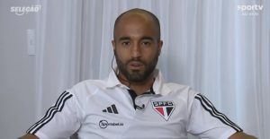Lucas foi perguntado se pode permanecer no São Paulo em 2024. (Foto: Reprodução Sportv)