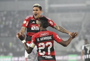 Flamengo terá trio de ataque contra São Paulo no Maracanã. (Foto: Twitter do Flamengo)