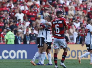 São Paulo sai na frente na decisão da Copa do Brasil. (Foto: Twitter do São Paulo)