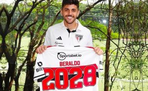 São Paulo tem planos para manter Beraldo em 2024. (Foto: Twitter do São Paulo)