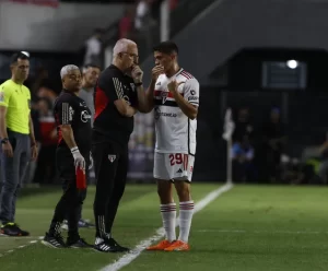 São Paulo se planeja para a próxima temporada. (Foto: Twitter do São Paulo)