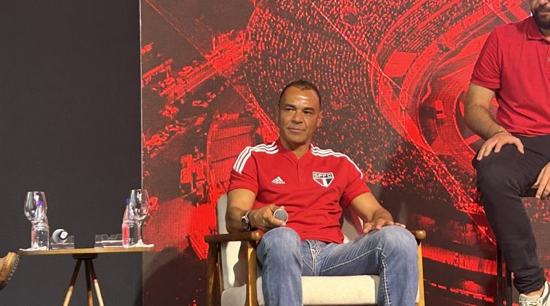 Cafu abre a casa para o Esporte Fantástico 