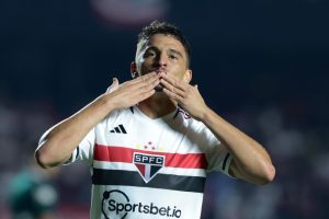 Destaque do São Paulo, Pablo Maia vira alvo do Arsenal para 2024. (Foto: Twitter do São Paulo)