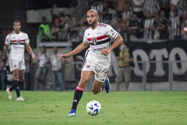 São Paulo tem contrato com Lucas até o fim do ano. (Foto: Twitter do Brasileirão)
