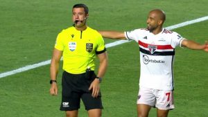 Braúlio Machado vai apitar Supercopa entre São Paulo x Palmeiras. (Foto: Twitter do São Paulo)