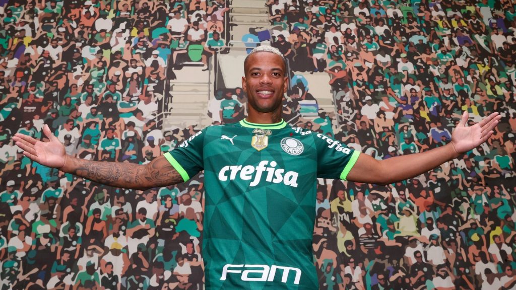 Caio Paulista é apresentado no Palmeiras. (Foto: Twitter do Palmeiras)