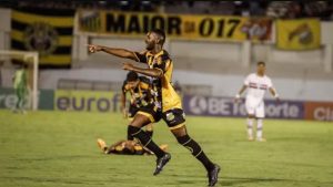 Lucas Café marca duas vezes, e Novorizontino vence São Paulo na Copinha. (Foto: Twitter do Novorizontino)