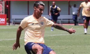 Ferreirinha quer se consolidar no São Paulo. (Foto: Twitter do São Paulo)