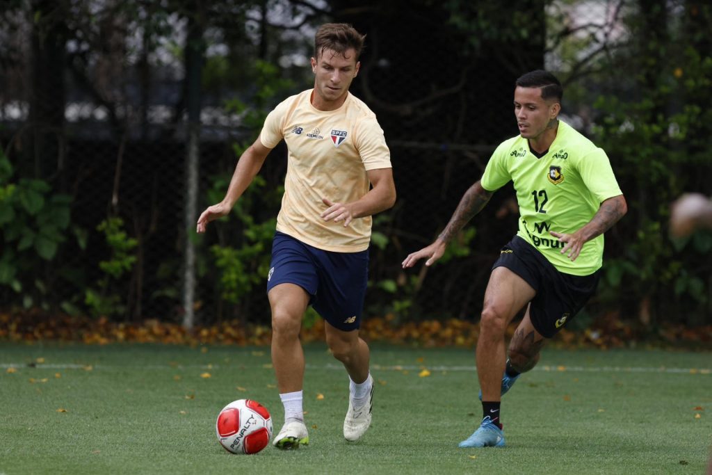 Galoppo participa de atividade e está inteiro para a temporada no São Paulo. (Foto: Twitter do São Paulo)