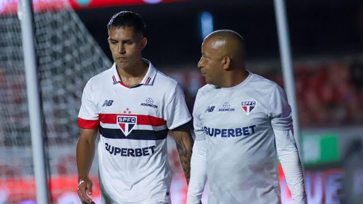 Igor Vinícius se lesionou no São Paulo no terceiro jogo da temporada. (Foto: Twitter do São Paulo)