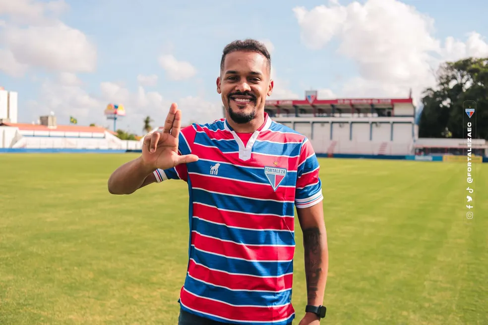 Bruno Pacheco é avaliado pelo São Paulo. (Foto: Twitter do São Paulo)