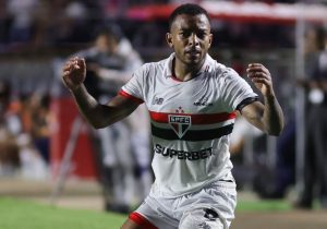 Welington é titular do São Paulo em 2024. (Foto: Twitter do São Paulo)